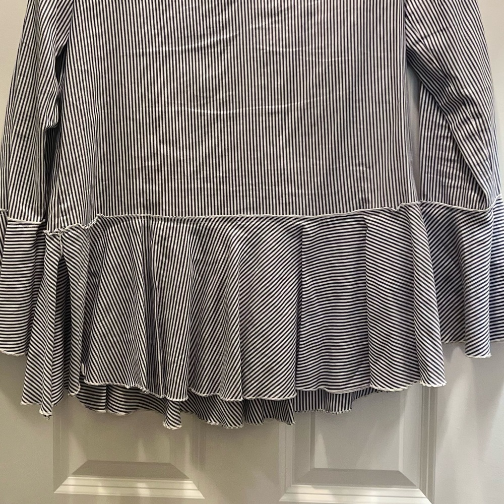 3/$19 Philosophy Blue pinstripe ruffle tunic blouse top - Picture 7 of 16